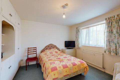 28 Millstream Close, Whitstable, CT5 1RG