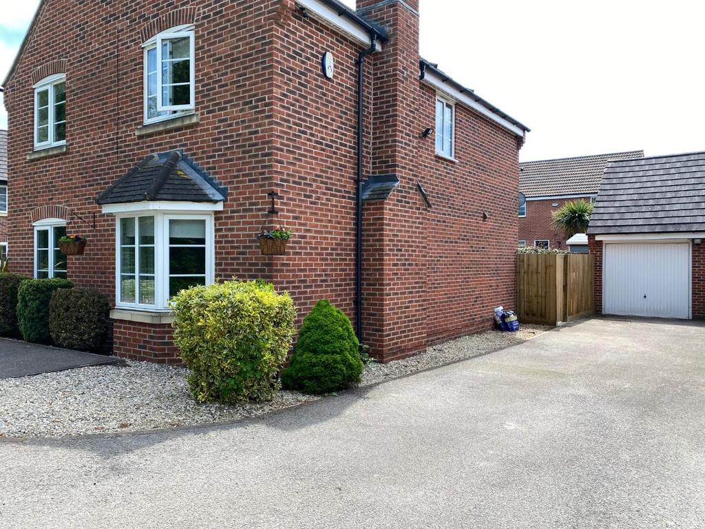 Driveway.jpg