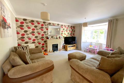 15 Badger Lane, Grange Park, Northampton, NN4 5DH