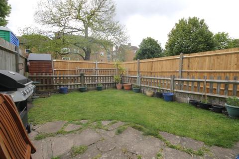 107a Stanley Road, Carshalton, SM5 4LW