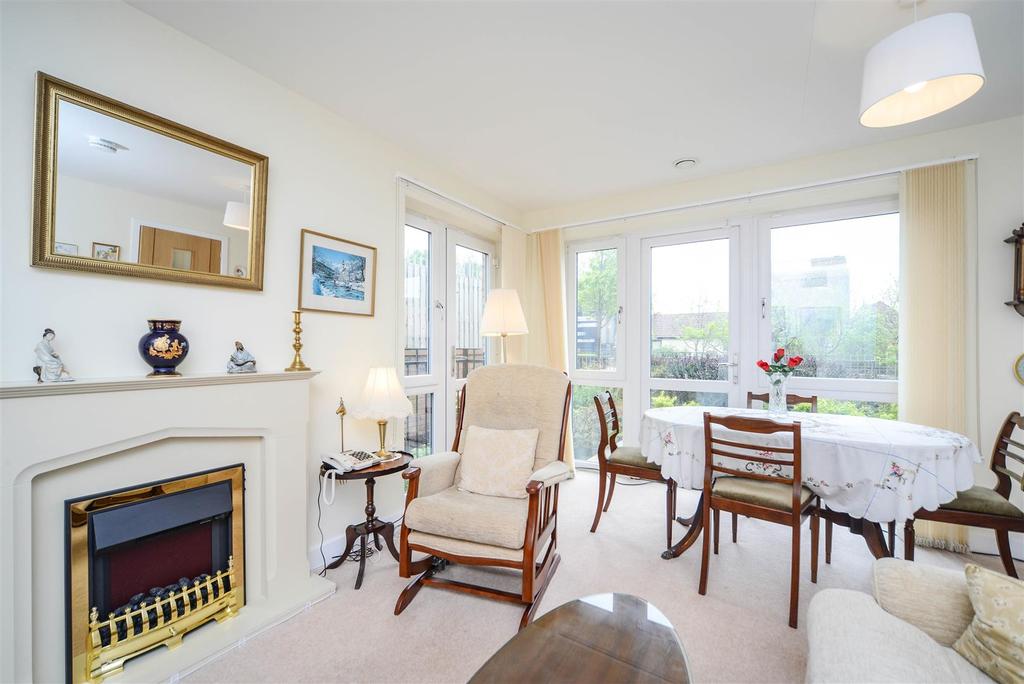 Living Room (b) 2 JG.jpg