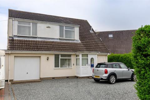 3 Carrs Meadow, Withernsea, HU19 2EL