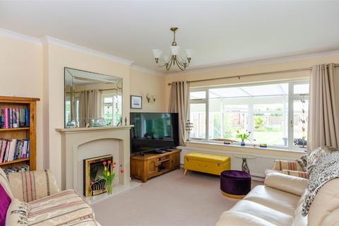 3 Carrs Meadow, Withernsea, HU19 2EL