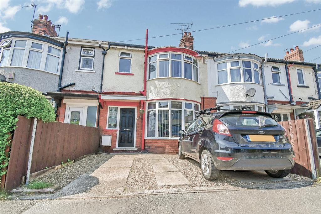 Lake Drive, Hull 3 bed terraced house £135,000