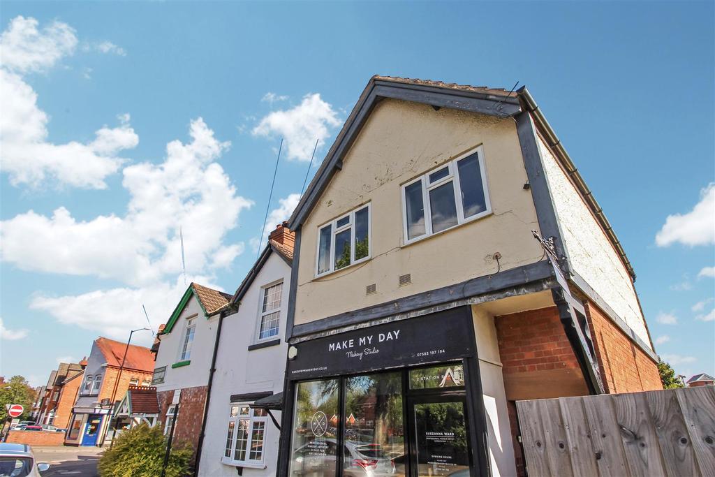 STATION ROAD, KENILWORTH CV8 1JJ 1 bed flat £625 pcm (£144 pw)