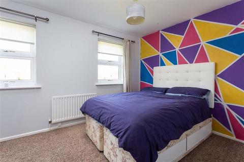 31 Broadmanor, Pocklington, York, YO42 2GA