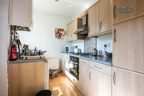 2 Coombe Road, Sheffield, S10 1FF