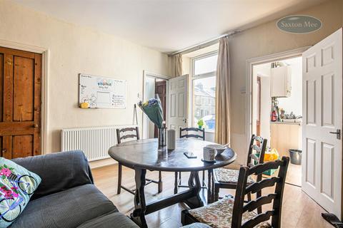 2 Coombe Road, Sheffield, S10 1FF