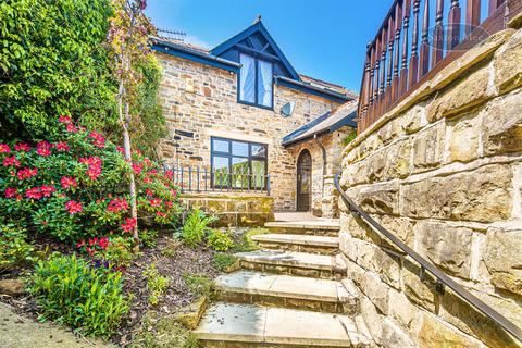 The Coach House Coldwell Lane, Sheffield, S10 5TL