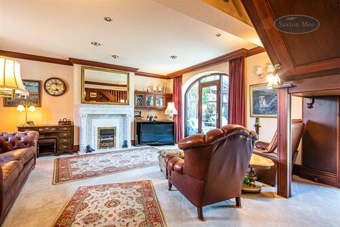 The Coach House Coldwell Lane, Sheffield, S10 5TL