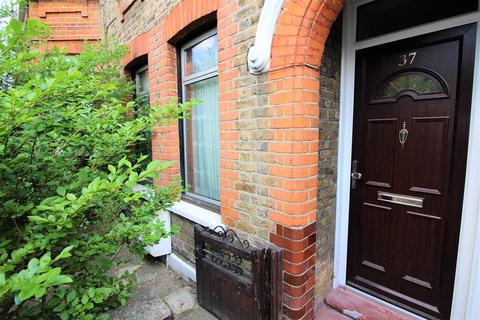 37 Theydon Street, Walthamstow, London, E17 8EN