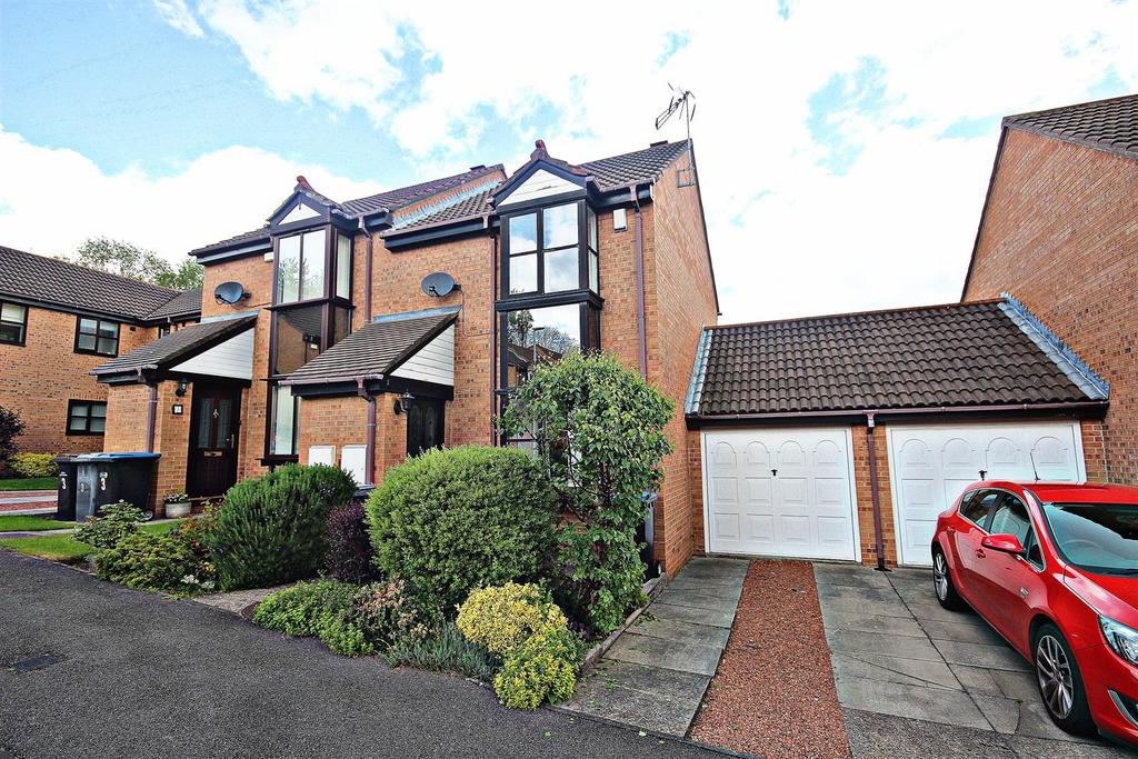 Ashton Rise, Chester Le Street 2 bed terraced house £600 pcm (£138 pw)