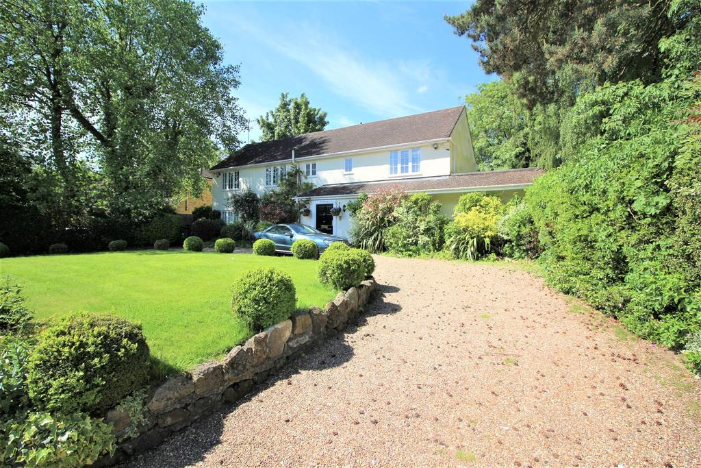 Back Lane, Letchmore Heath, Watford 4 bed detached house £2,000,000