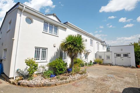 5 bedroom detached house for sale - Les Rochers, Alderney