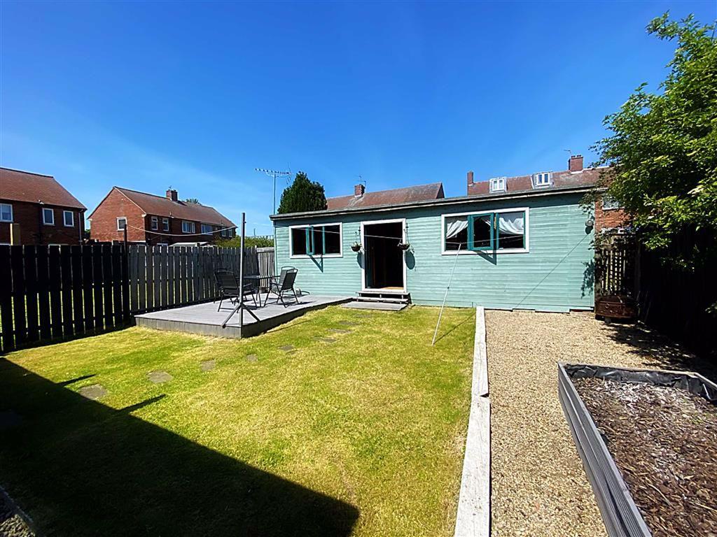 Cheshire Gardens, Wallsend, Tyne &... 3 bed semidetached house £170,000