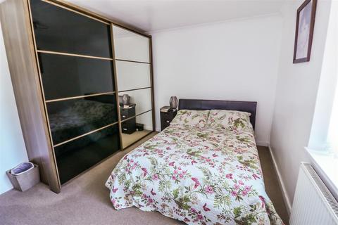 48 Bushey Croft, Harlow, CM18 6RH
