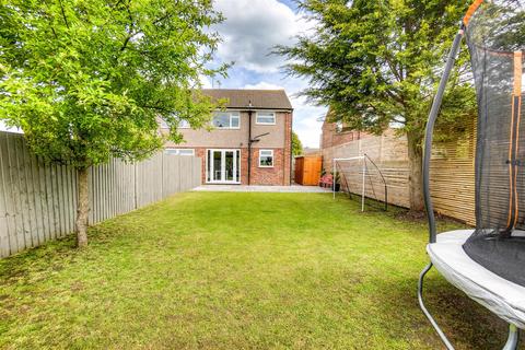 99 Beech Avenue, Keyworth, Nottingham, NG12 5DE