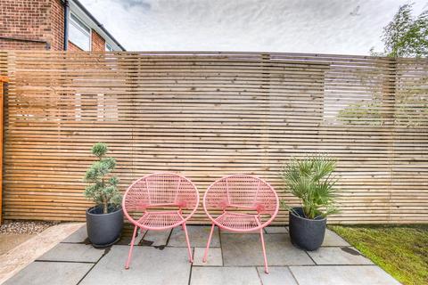 99 Beech Avenue, Keyworth, Nottingham, NG12 5DE