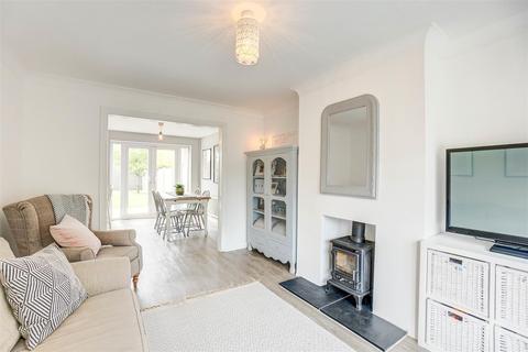 99 Beech Avenue, Keyworth, Nottingham, NG12 5DE