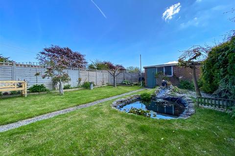58 Castle View Road, Portchester, Fareham, PO16 9LQ