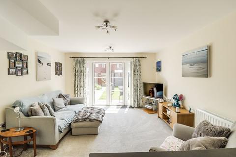 6 Choir Close, Wainscott, Rochester, ME3 8FQ