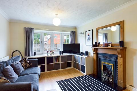 81 Defoe Drive, Stoke-on-trent, ST3 5HN