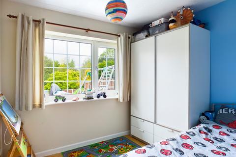 81 Defoe Drive, Stoke-on-trent, ST3 5HN