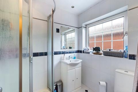 81 Defoe Drive, Stoke-on-trent, ST3 5HN