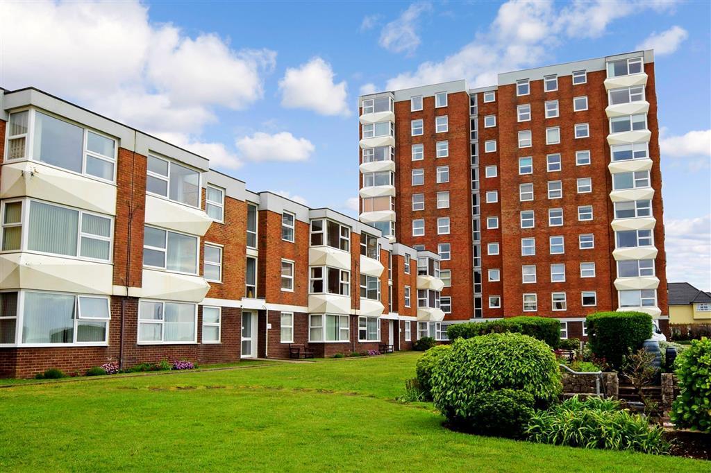 Brighton Road, Lancing, West Sussex 2 bed flat for sale £290,000