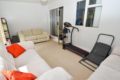 98 Cambridge Road, Birmingham, B13 9UG