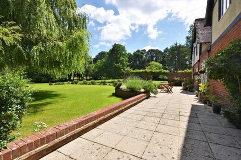 6 bedroom detached house for sale, Sandleheath, Fordingbridge, Hampshire, SP6