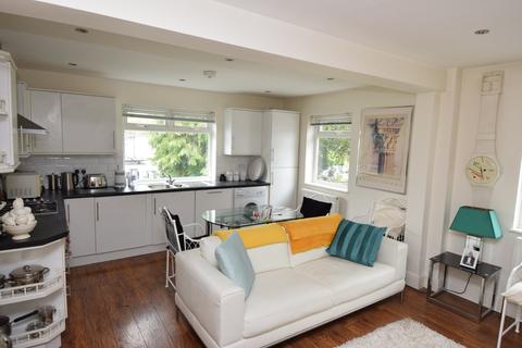 The Bungalow Cold Harbour, Amesbury, Salisbury, SP4 7AH