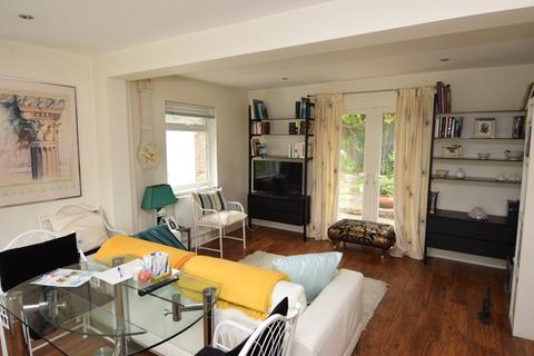The Bungalow Cold Harbour, Amesbury, Salisbury, SP4 7AH