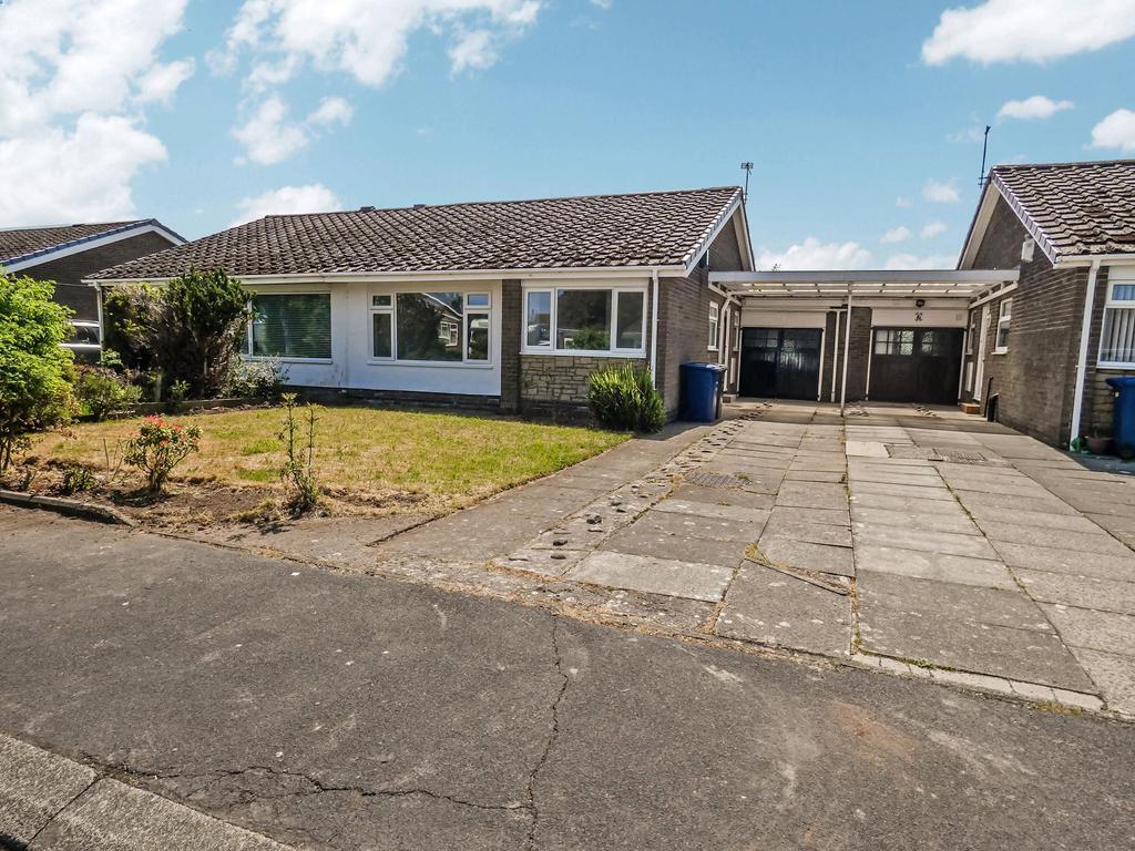 Bracken Close, Dinnington, Newcastle... 2 bed bungalow £205,000