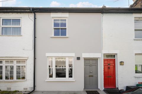 11 Beatrice Road, Richmond, TW10 6DT