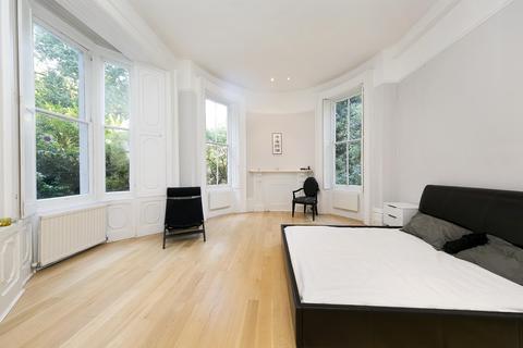 5b Queens Road, Richmond, TW10 6JW