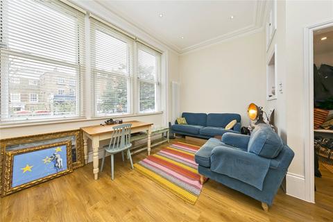 1 bedroom apartment for sale, Petersham Road, Richmond, UK, TW10