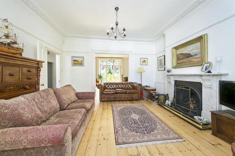 3 Onslow Road, Richmond, TW10 6QH