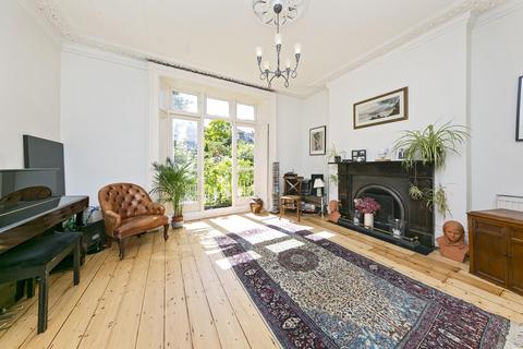 3 Onslow Road, Richmond, TW10 6QH