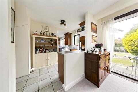 172 Dukes Avenue, Richmond, TW10 7YJ