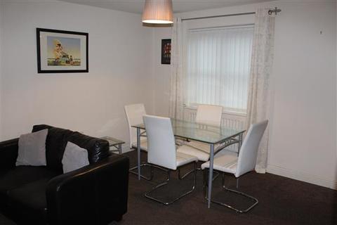 124 High Street, Lees, Oldham, OL4 5DJ