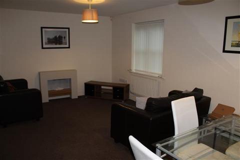124 High Street, Lees, Oldham, OL4 5DJ