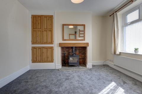 2 bedroom terraced house to rent, Haw Grove, Hellifield, BD23
