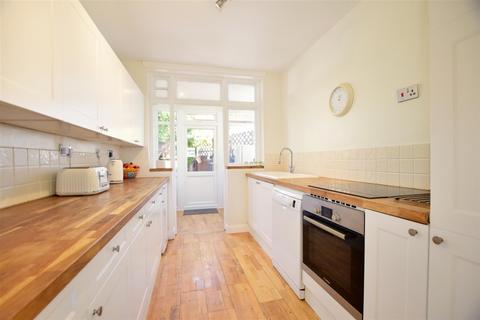 3 bedroom semi-detached house for sale - Priory Avenue, London