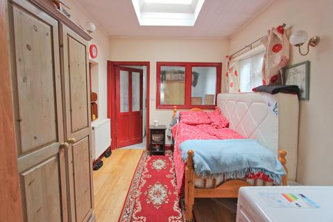 121 Osborne Road, Forest Gate, London, E7 0PP