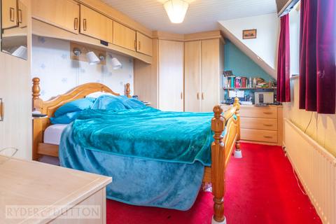 87 Delph Lane, Delph, Oldham, OL3 5HX