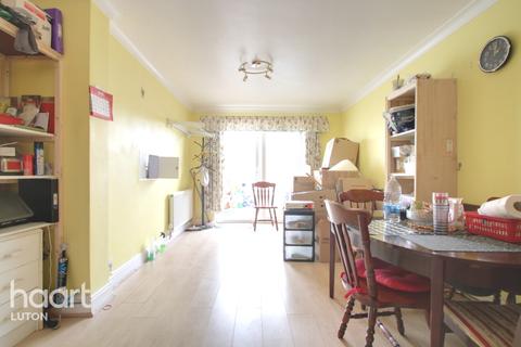 134 Wardown Crescent, Luton, LU2 7JT