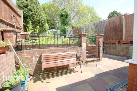 134 Wardown Crescent, Luton, LU2 7JT