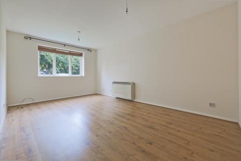 1 bedroom flat to rent, Greenslade Road, Barking,