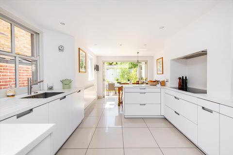 8 Douglas Road, London, NW6 7RP